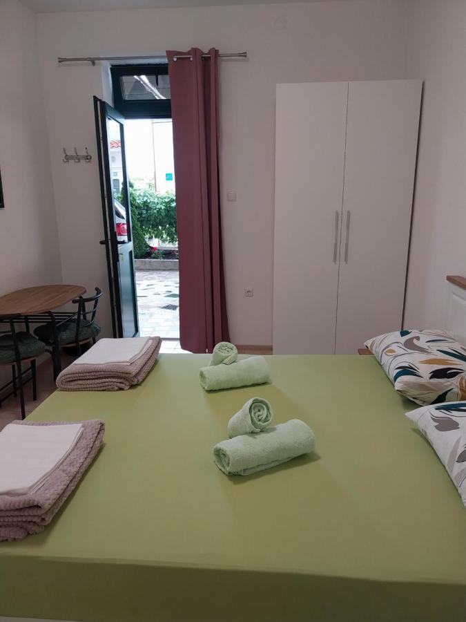 Sobe Kraft 2 Apartment Zivogosce Exterior photo